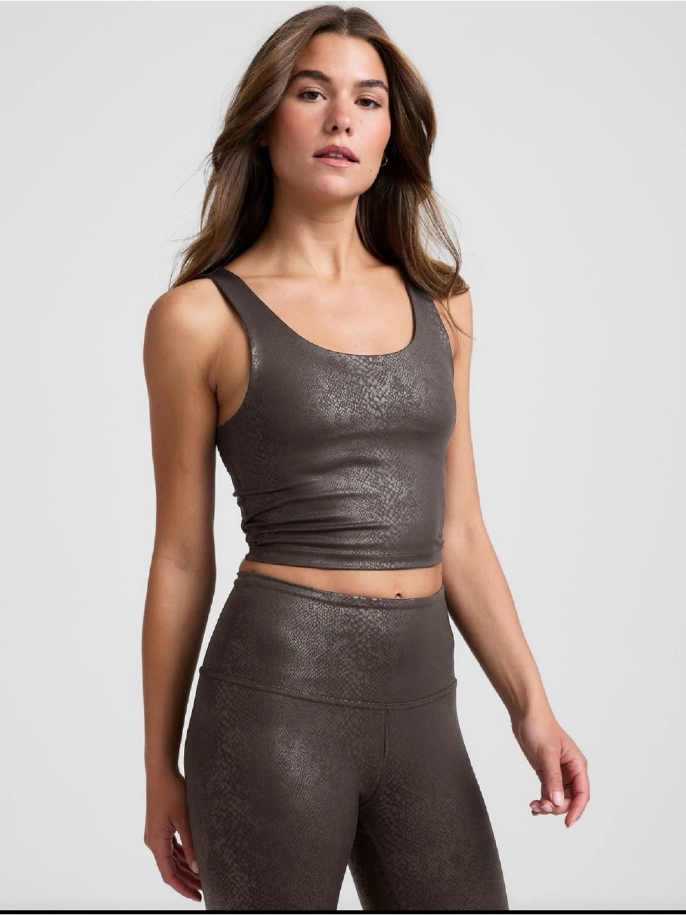 Beyond yoga powershine espresso viper print cropped tank